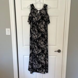 2 Dye 4 - Floral Black Dress